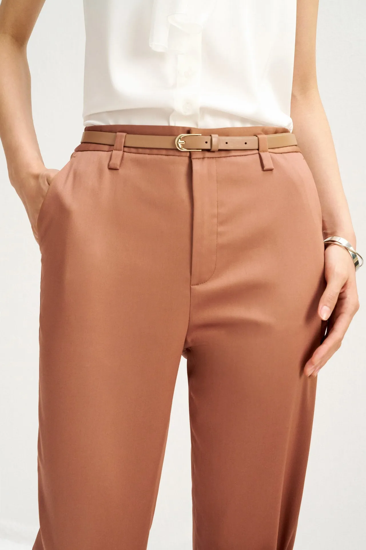 Stretchable Satin Cigarette Cropped Pants with Belt